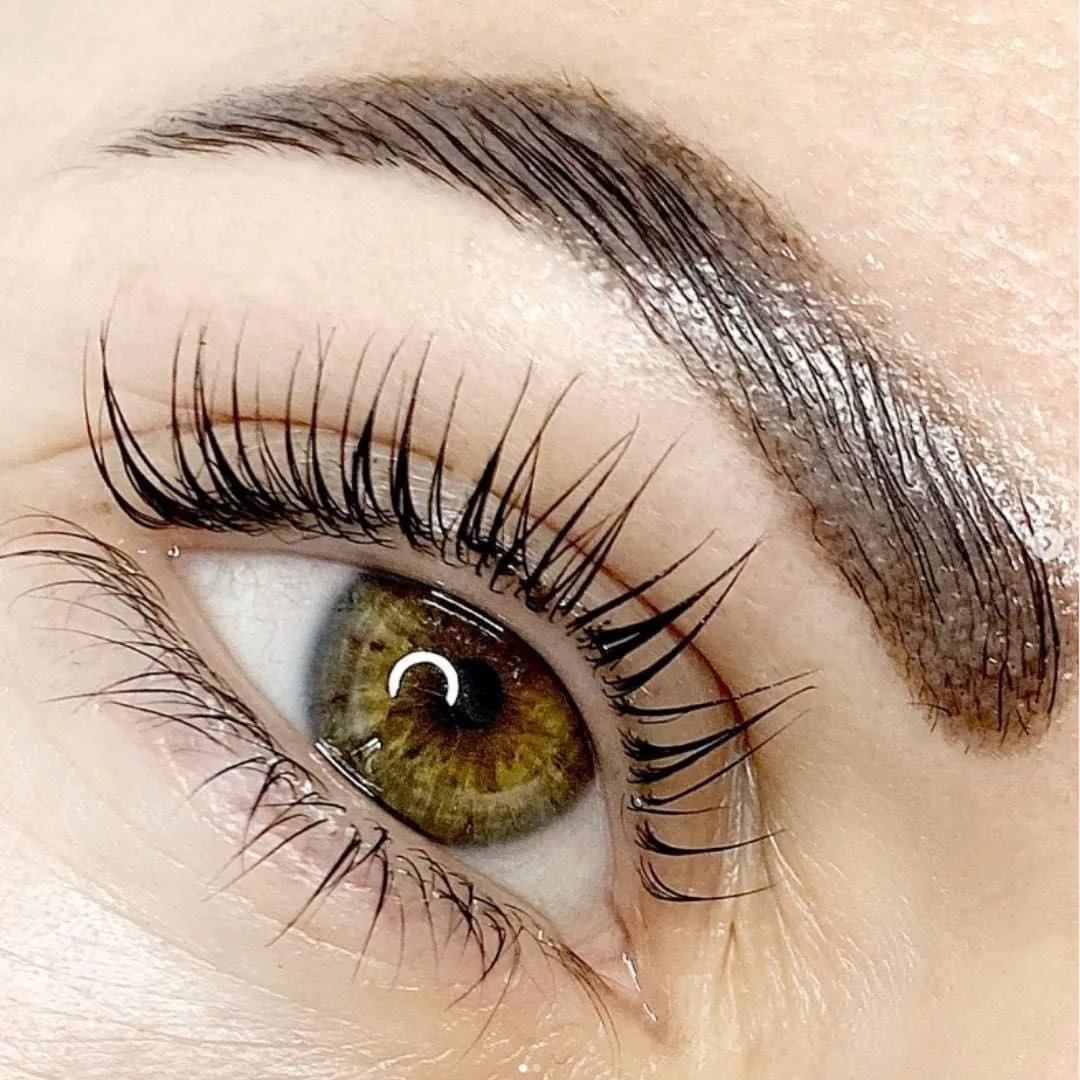 Lash lift and tint result